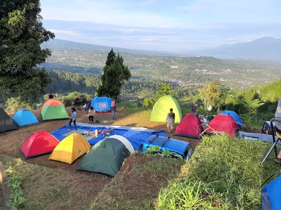 Trekking & Camp @ Curug Naga